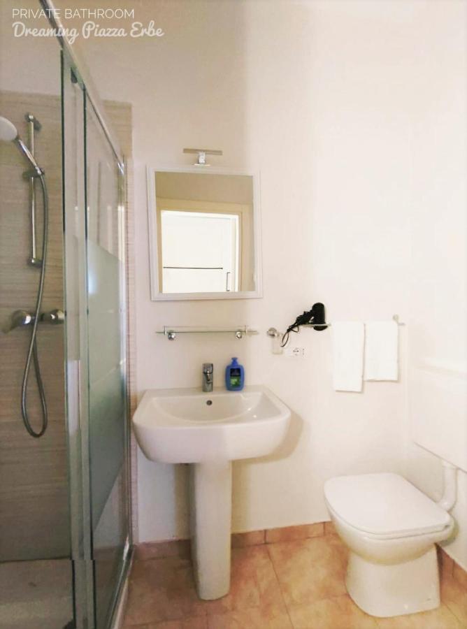 Dreaming Piazza Erbe Rooms Verona Exterior foto