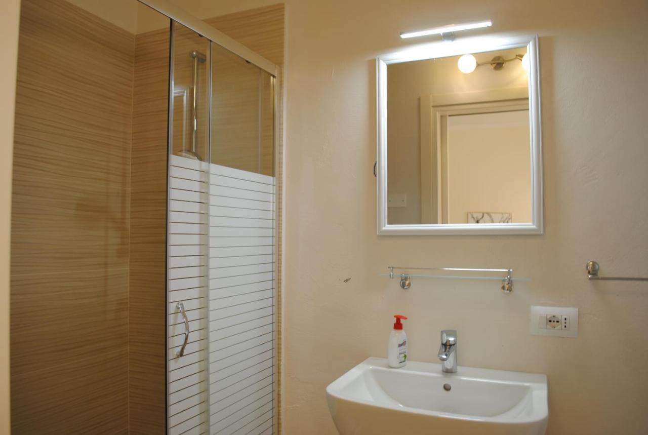 Dreaming Piazza Erbe Rooms Verona Exterior foto